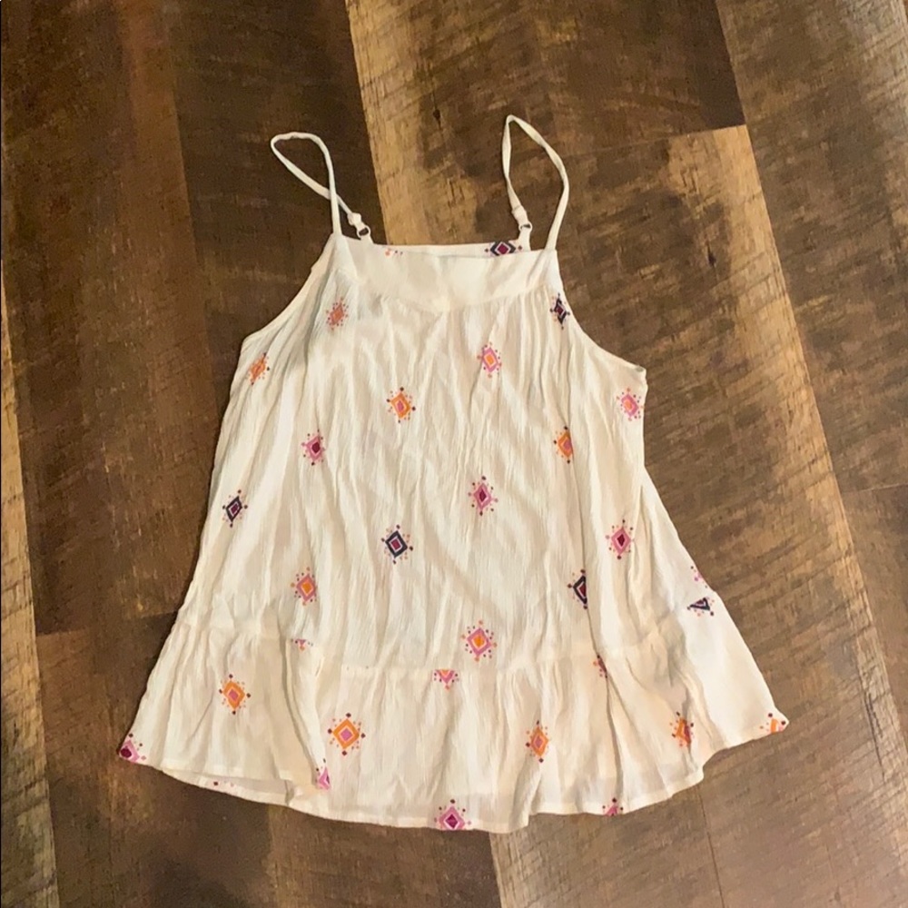 Old Navy tanks tops